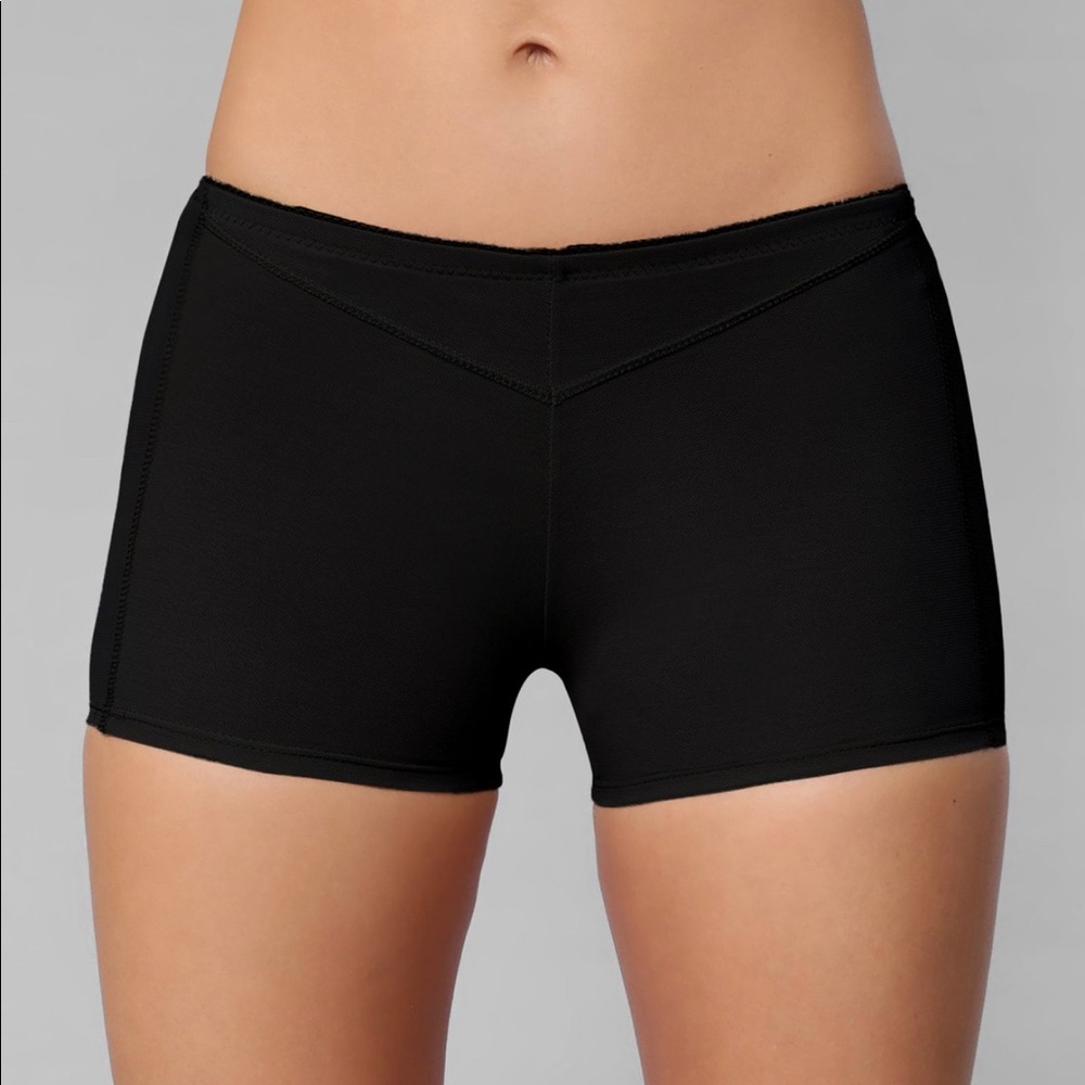 Buttlifting Boy shorts (Runs VERY small)
